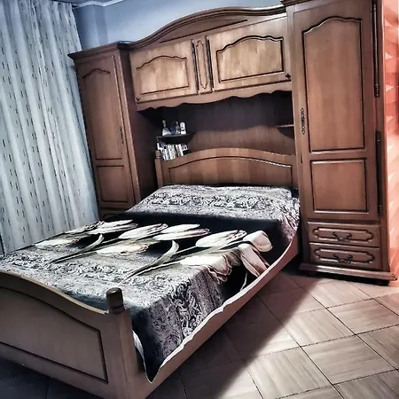 בית הארחה Cristina House *